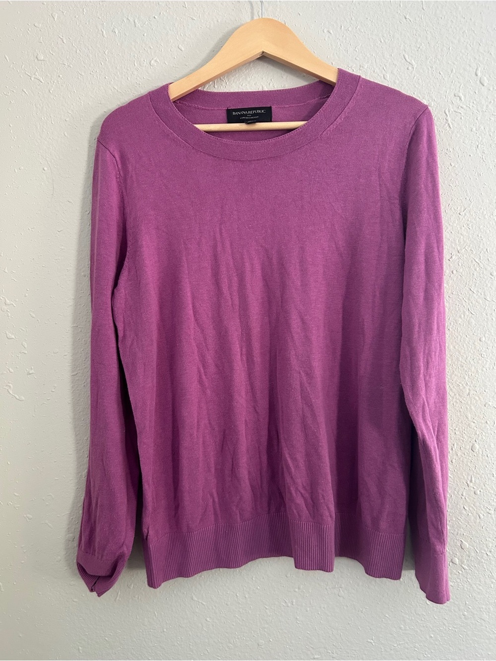 Banana Republic Purple Crewneck Forever Sweater Lightweight Comfy Fall Large